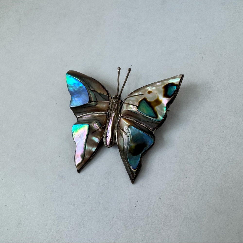 Vintage Mexican Sterling Silver 925 Abalone Butterfly Brooch Blue Green Pin - Picture 2 of 16